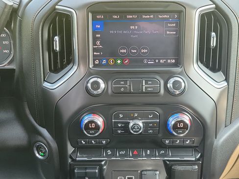 Used 2021 GMC Sierra 1500 AT4 AWD/4WD image 25
