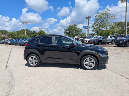 Used 2023 Hyundai Kona SEL w/ Cargo Package AWD/4WD image 3