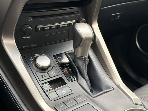 Used 2015 Lexus NX 200t FWD image 31