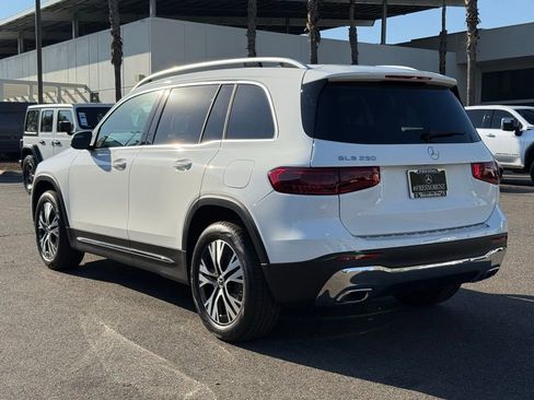 New 2026 Mercedes-Benz GLB 250 image 8