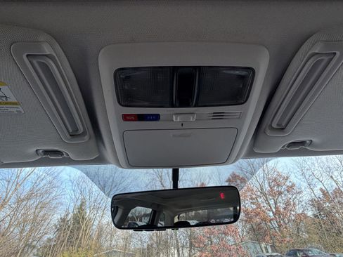 Used 2017 Subaru Forester 2.5i Touring image 20