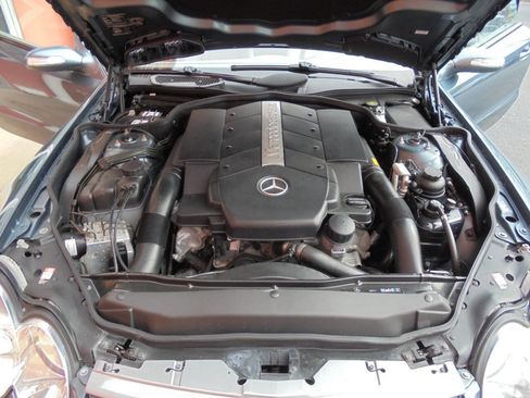 Used 2004 Mercedes-Benz SL 500 w/ Trim Pkg image 46