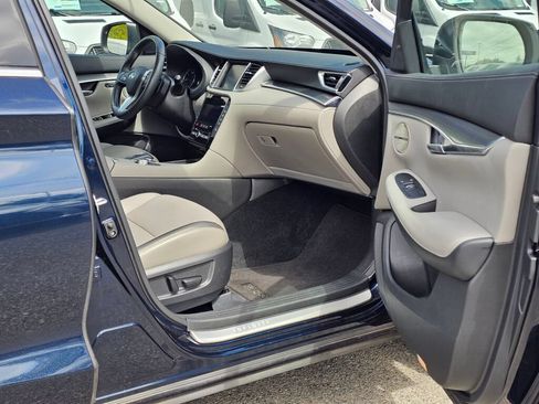 Used 2024 INFINITI QX50 Luxe AWD/4WD image 12