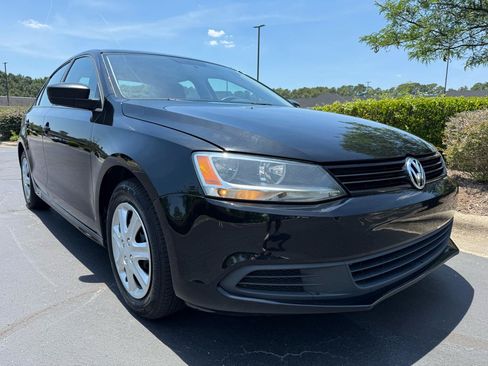 Used 2014 Volkswagen Jetta S FWD image 3
