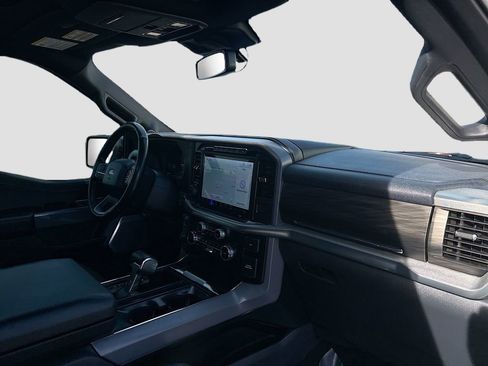 Used 2024 Ford F150 Lariat w/ Equipment Group 502A High image 31