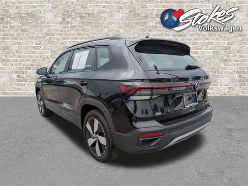 Certified 2025 Volkswagen Taos S AWD/4WD image 6