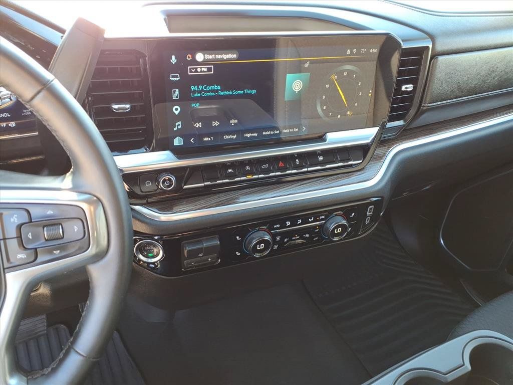Used 2026 Chevrolet Silverado 1500 LT AWD/4WD image 27