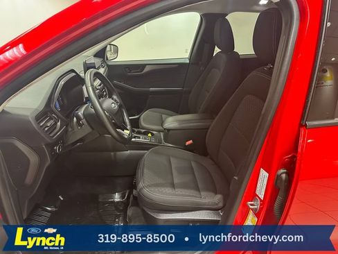 Used 2024 Ford Escape Active AWD/4WD image 5