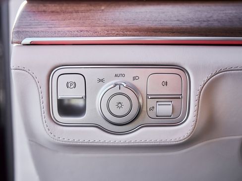 Used 2026 Mercedes-Benz Maybach GLS 600 Maybach GLS 600 image 61