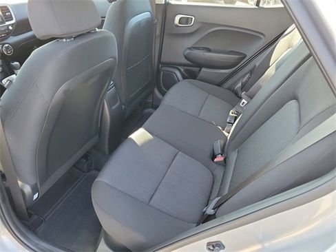 New 2026 Hyundai Venue SE image 18