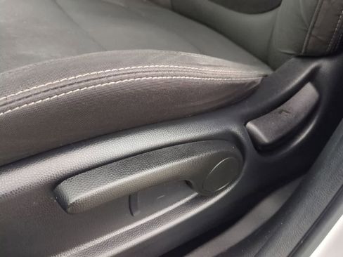 Used 2019 Kia Soul w/ Convenience Package FWD image 16
