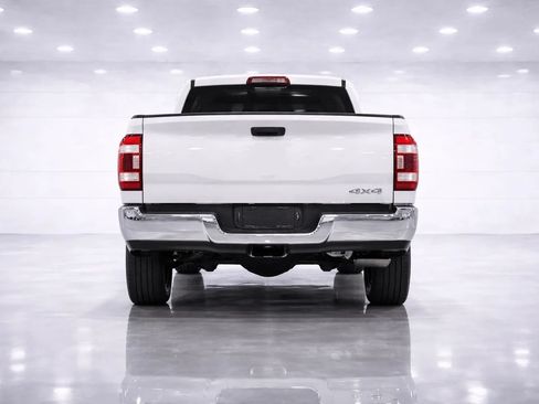 Used 2022 RAM 2500 Laramie AWD/4WD image 4