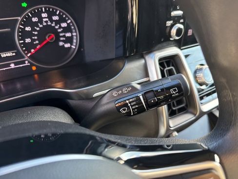Used 2023 Kia Sorento LX image 20