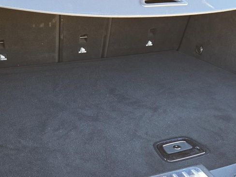 Used 2017 Mercedes-Benz GLC 300 4MATIC Coupe image 10