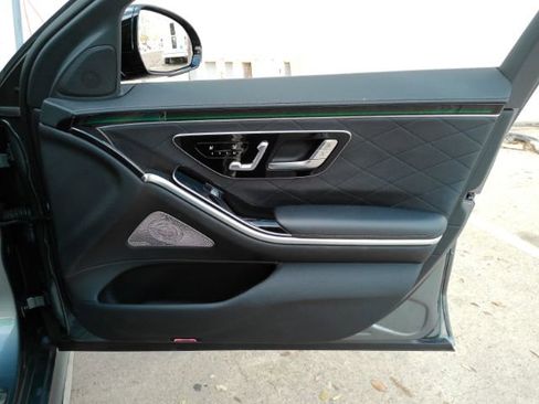 Used 2024 Mercedes-Benz S 580 4MATIC Sedan image 20