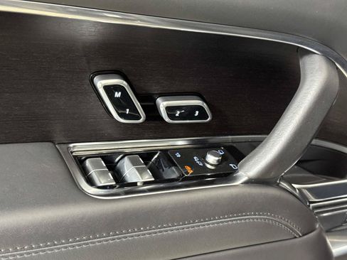 Used 2023 Land Rover Range Rover SE AWD/4WD image 18