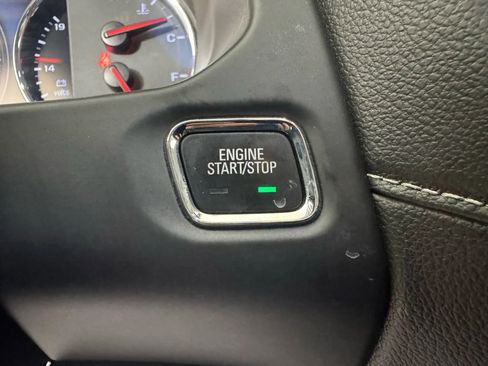 Used 2019 GMC Acadia Denali w/ Technology Package image 17