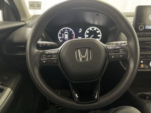 Used 2023 Honda HR-V LX image 14