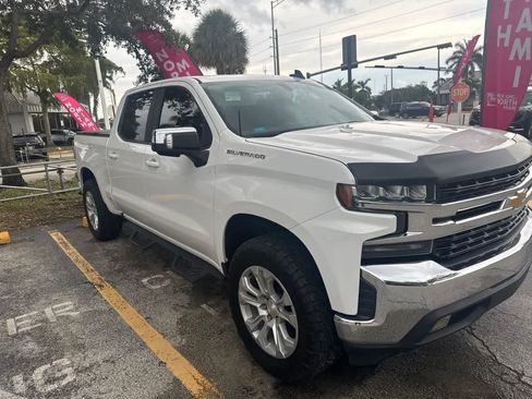 Used 2019 Chevrolet Silverado 1500 LT w/ All-Star Edition RWD image 2