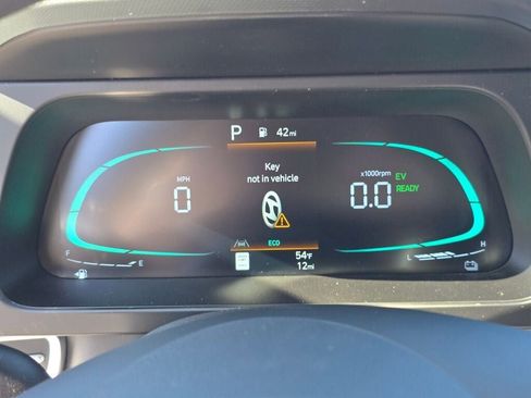New 2026 Hyundai Elantra Hybrid FWD image 16