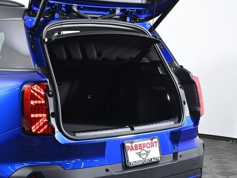 Used 2025 MINI Cooper Countryman S w/ Comfort Package Max image 34