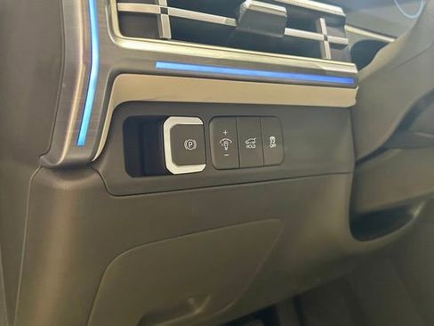 Used 2025 Hyundai Santa Fe Calligraphy AWD/4WD image 36
