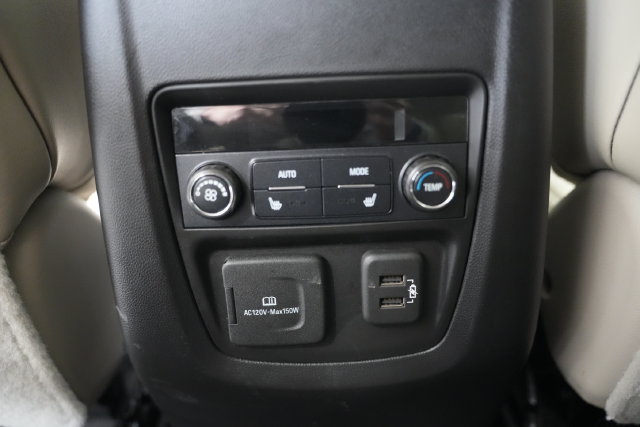 Used 2021 Buick Enclave Premium w/ Sun and Sites Package AWD/4WD image 16