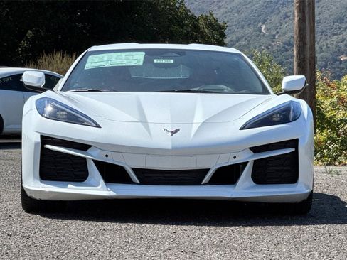 New 2025 Chevrolet Corvette E-Ray w/ ZER Performance Package image 9