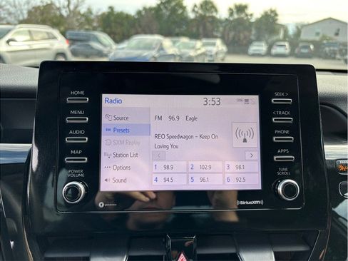 Used 2022 Toyota Camry LE image 23