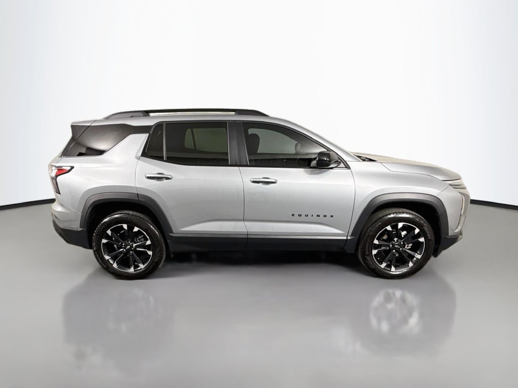 Used 2025 Chevrolet Equinox RS FWD image 8