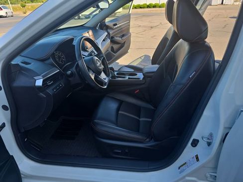 Used 2023 Nissan Altima 2.5 SR FWD image 12