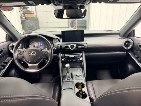 Used 2022 Lexus IS 300 AWD w/ Comfort Package image 21