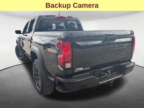 Used 2025 Chevrolet Colorado Trail Boss AWD/4WD image 10