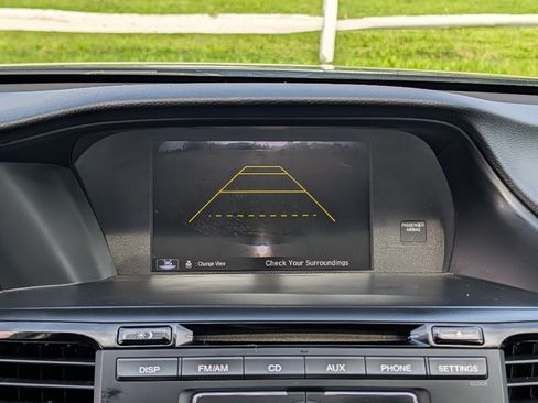 Used 2017 Honda Accord Sport image 23