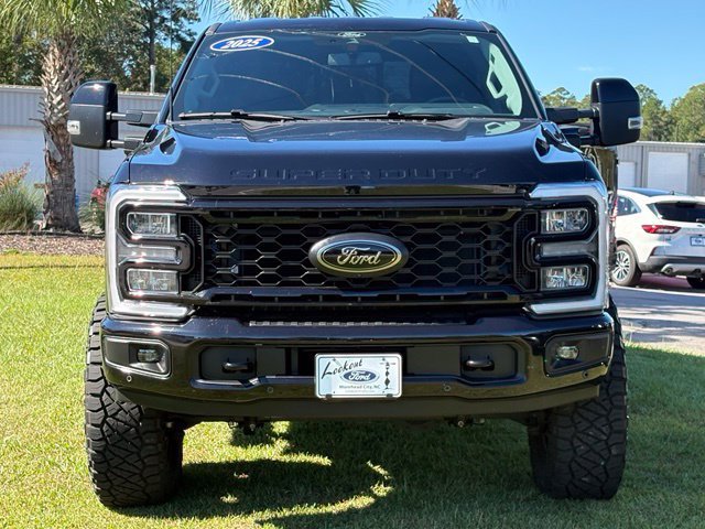 Used 2025 Ford F350 Lariat w/ Lariat Ultimate Package AWD/4WD image 8