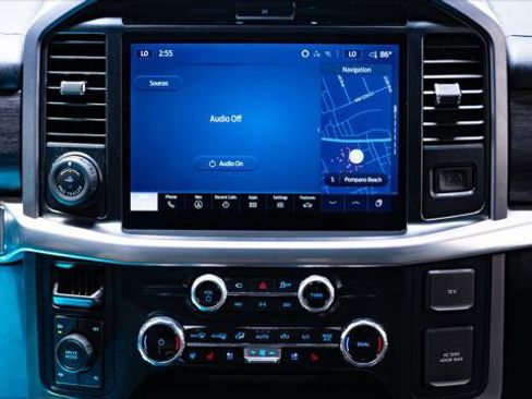 Used 2025 Ford F150 Lariat w/ Equipment Group 501A Mid image 21