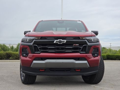 Used 2024 Chevrolet Colorado Z71 w/ Z71 Convenience Package 2 AWD/4WD image 13