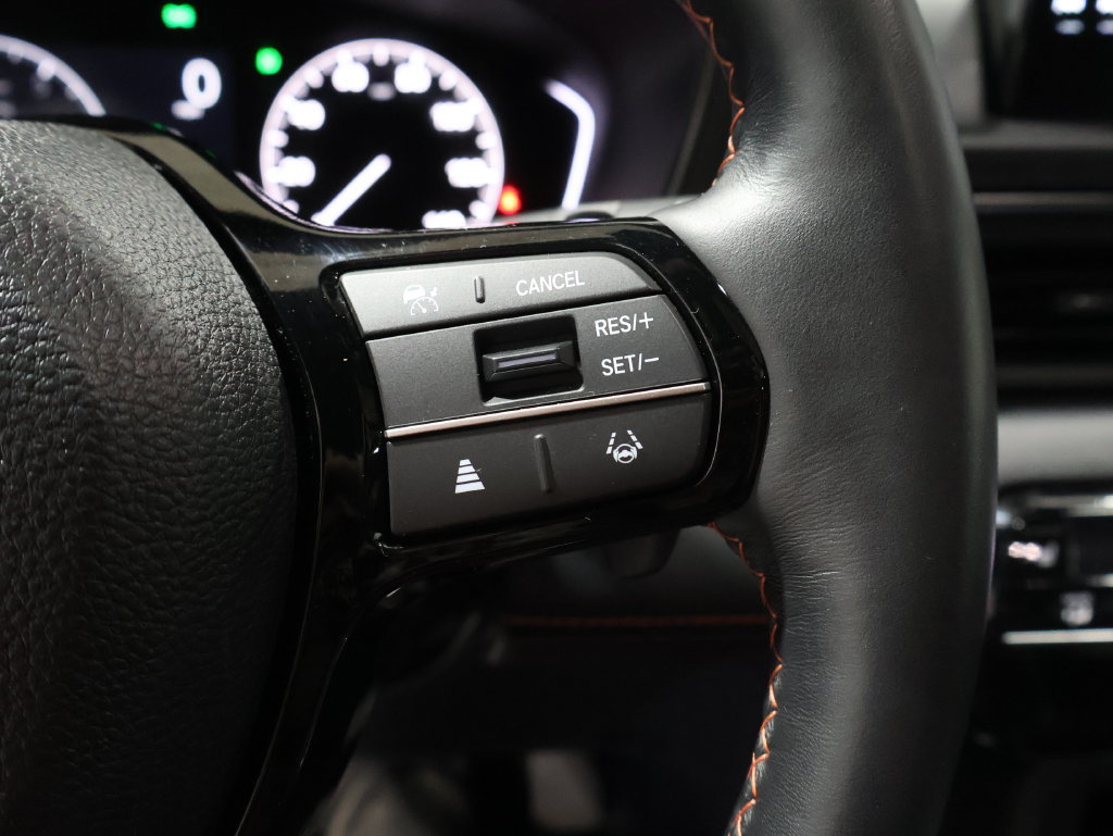 Used 2025 Honda Pilot TrailSport image 40