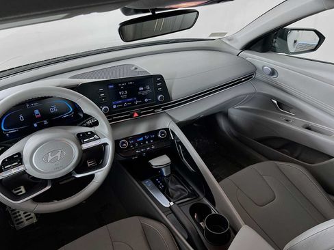Certified 2026 Hyundai Elantra Sport FWD image 23