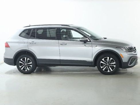 Used 2023 Volkswagen Tiguan S FWD image 11