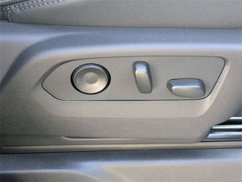 New 2026 Chevrolet Silverado 1500 High Country image 40