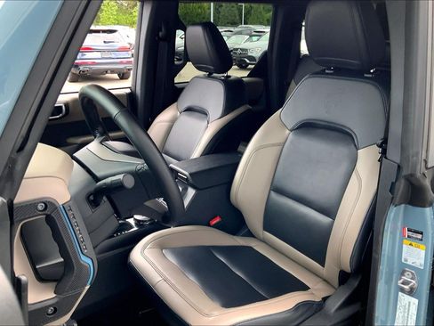 Used 2023 Ford Bronco Wildtrak AWD/4WD image 5