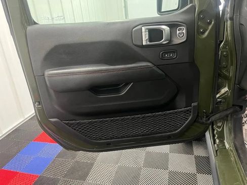 Used 2022 Jeep Wrangler Unlimited Rubicon w/ Steel Bumper Group AWD/4WD image 20