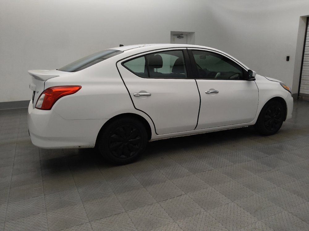Used 2019 Nissan Versa SV FWD image 10