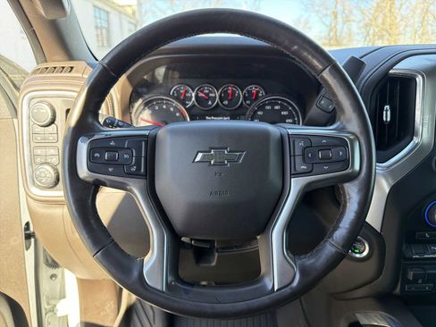 Used 2020 Chevrolet Silverado 1500 RST image 23