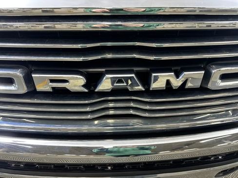 Used 2022 RAM 1500 Laramie w/ Trailer Tow Group image 9