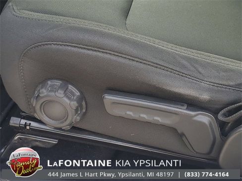 Used 2021 Jeep Wrangler Unlimited Sport image 12