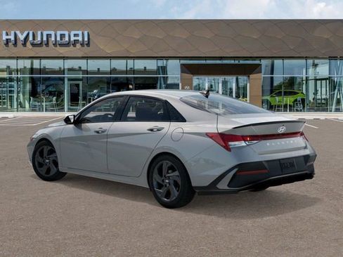 New 2026 Hyundai Elantra Sport image 6