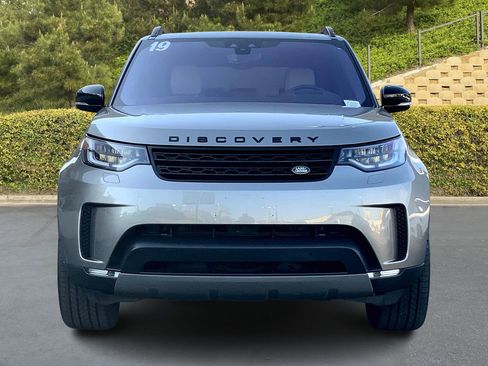Used 2019 Land Rover Discovery HSE AWD/4WD image 3