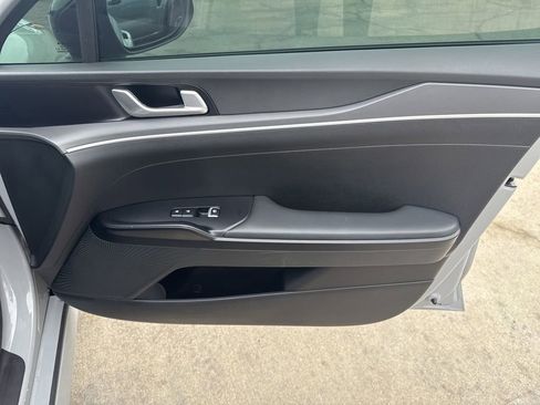 Used 2022 Kia K5 GT-Line image 39